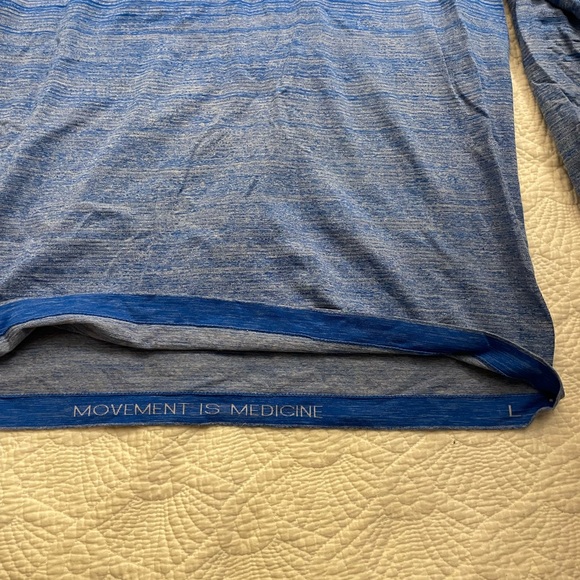 Lululemon Men’s Blue long sleeve - Picture 8 of 10